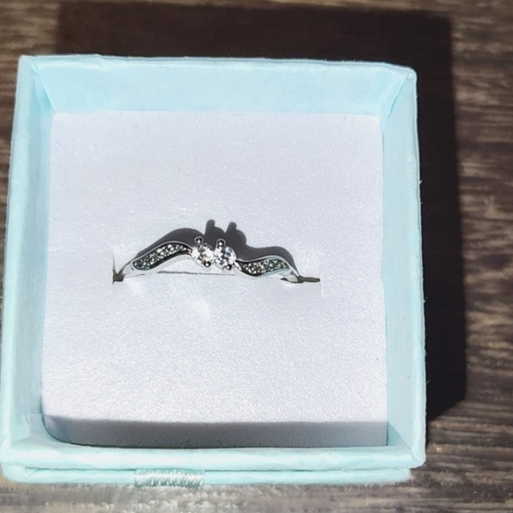 Infinity Ring - Picture 1 of 2